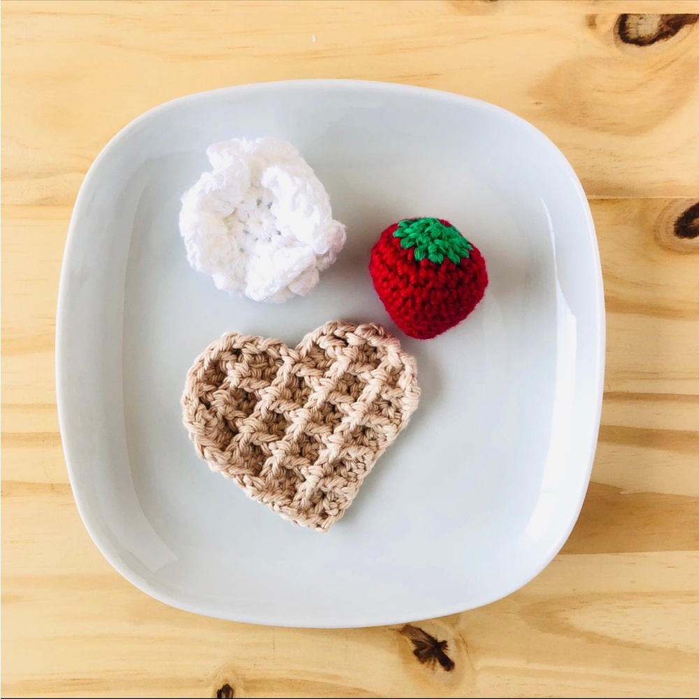 Crochet Valentines Heart Waffle Amigurumi Pretend Play Toy Foods